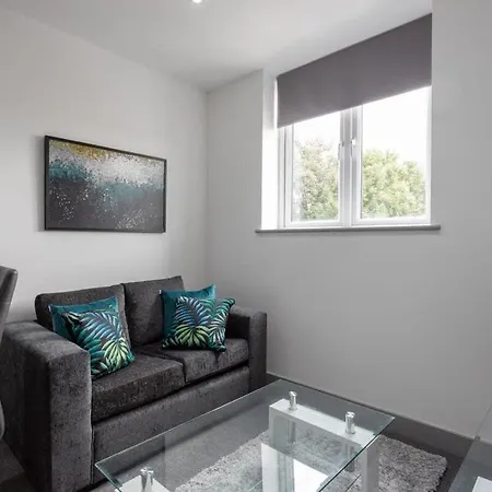 Charming 1 Bed In * Leeds (West Yorkshire)